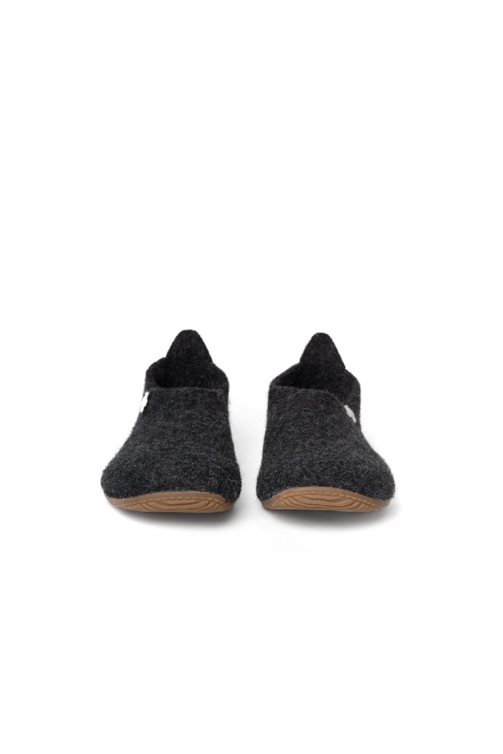 Living Kitzbühel Slipper Gipfelkreuz Lagerräumung