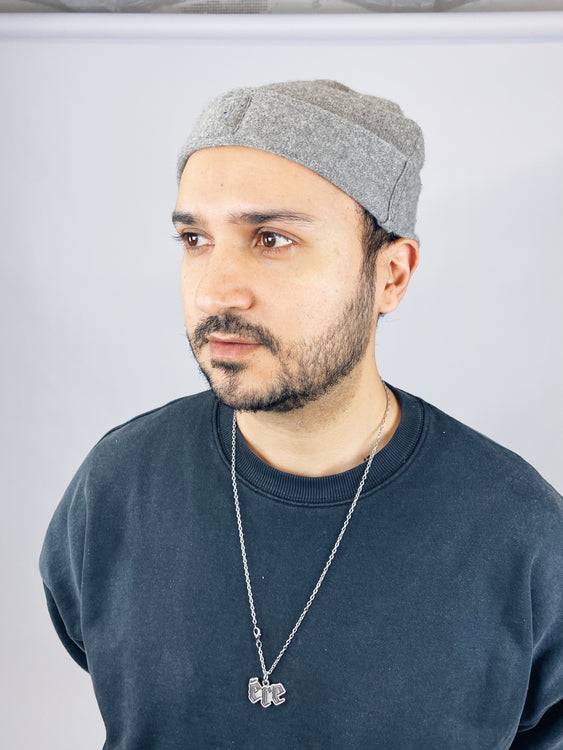 Nonoi Studio KURZE GRAUE MÜTZE // MICRO BEANIE KASCHMIR // UNISEX Sonderangebot der Fabrik