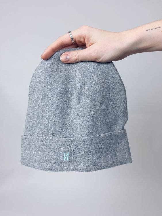 Nonoi Studio GRAUE MÜTZE "AUCKLAND" AUS KASCHMIR // UNISEX Super Rabatt