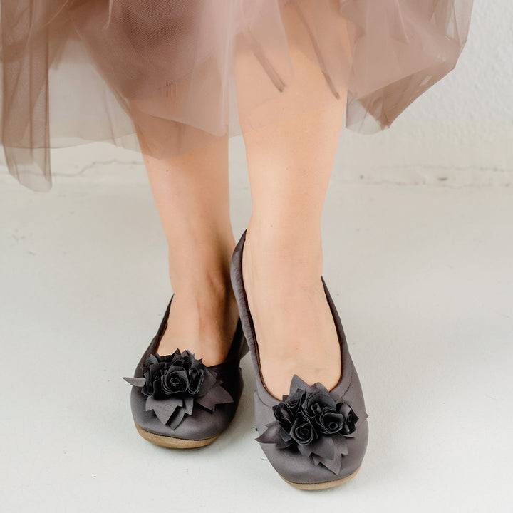 Pampuschen Grace satin taupe Clearance-Verkauf