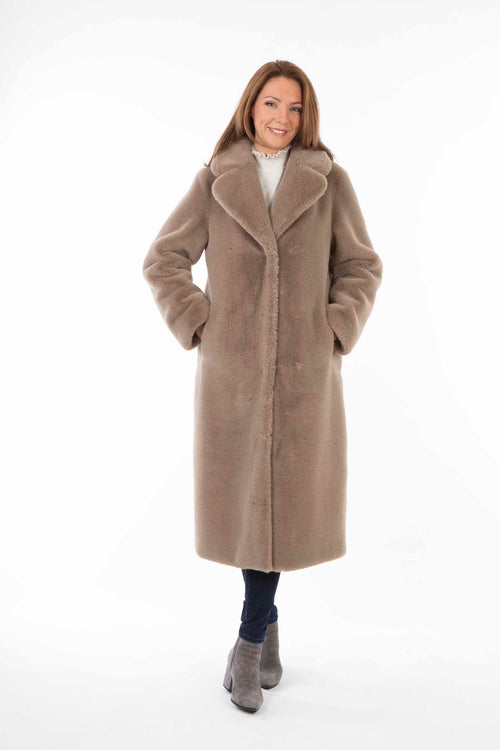 Petite M. Langer Kunstpelz Mantel in Sandfarbe Beige Weihnachtsangebot