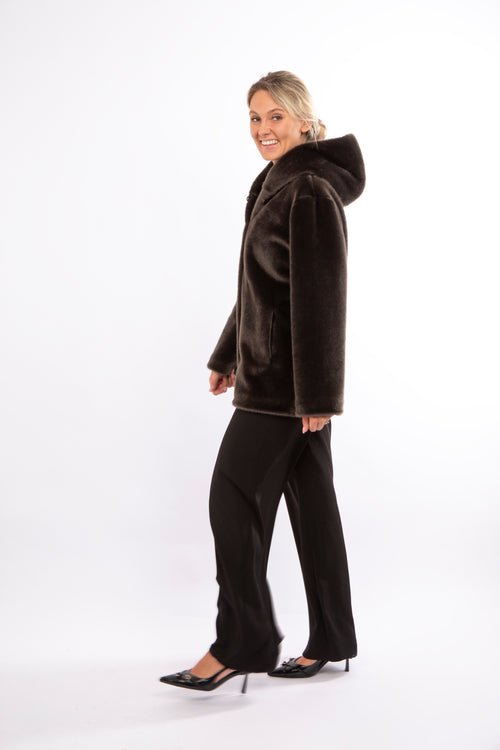 Petite M. Kunstpelzjacke in Dark Taupe Jubiläumsangebot