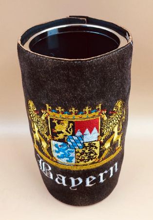 ﻿Pezzo D'oro Bergheimer Weinkühler bestickt mit Bayernwappen, Ledermanschette (echt Leder ),Trachtenoptik Weihnachtsangebot