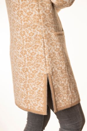 Pezzo D'oro Pezzo D&#039;oro Strickmantel offwhite/camel, Gehrock, reine Merinowolle, Strickhülle Große Rabatte