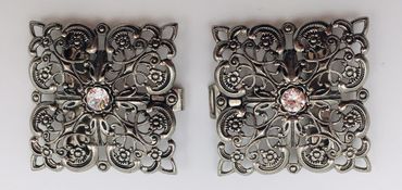 Pezzo D'oro Dirndlspangerl, Schürzenschließe, Swarovskisteine, altsilber Outlet