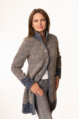 Pezzo D'oro Pezzo D&#039;oro Strickmantel in grau/blau gemustert, reine Wolle, hergestellt in Bayern, dicker warmer Wollmantel für Outdoor Kauf eins, bekomm eins gratis