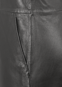 Riani V-NECK-KLEID AUS LEDER Neueste Mode