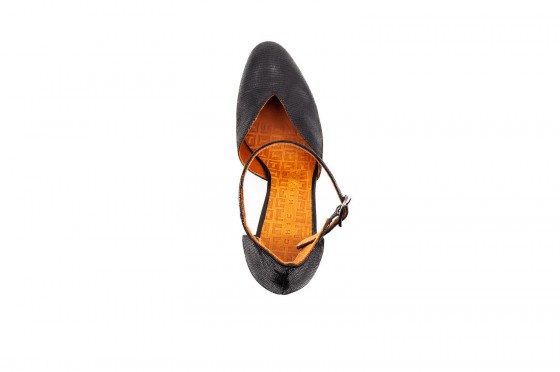 Riccardo Cartillone Chie Mihara E-DARI nero im Angebot