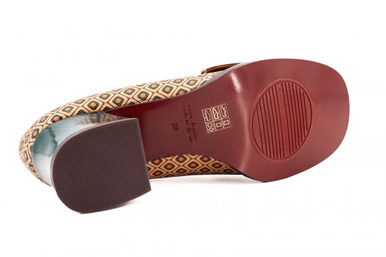 Riccardo Cartillone Chie Mihara TEISIN Brown Top Angebot