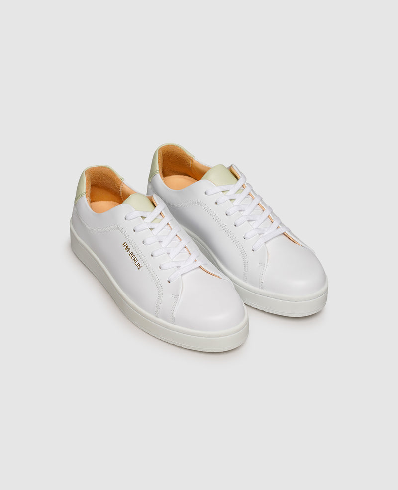 Shoepassion Stylische Damen-Sneaker aus Glattleder N91 bei Shoepassion Nur für heute