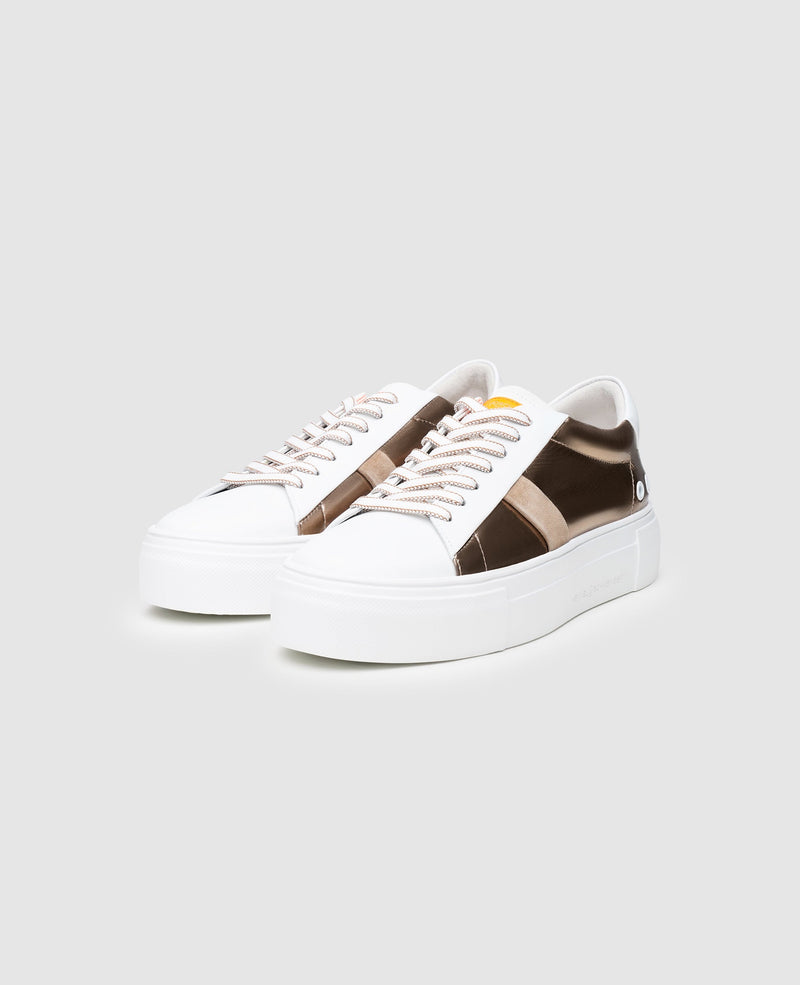 Shoepassion Moderner Sneaker aus Kalbsleder mit Metallic-Elementen von Kennel & Schmenger Shoepassion Bis zu 55% Rabatt