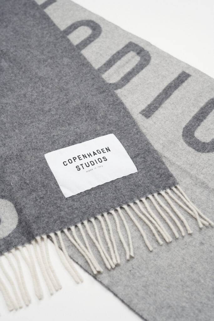 Studio Copenhagen CPH SHAWL 1 wool mix grey Kauf eins, bekomm eins gratis