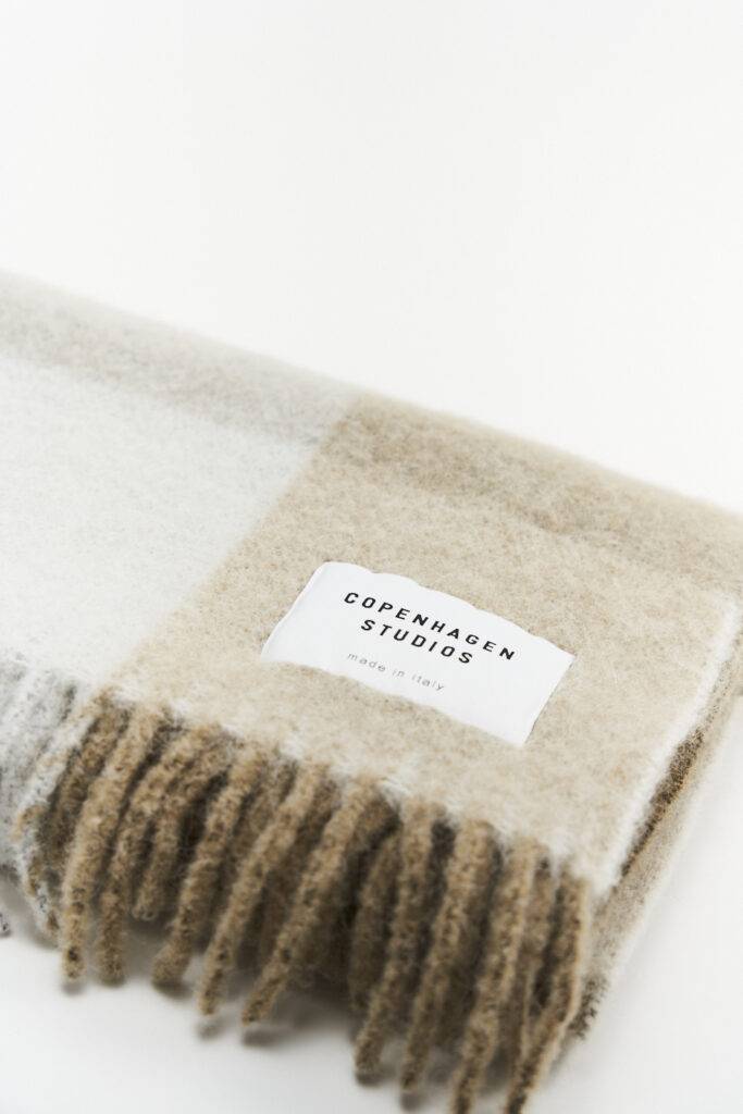 Studio Copenhagen CPH SHAWL 4 wool mix beige VIP-Rabatte