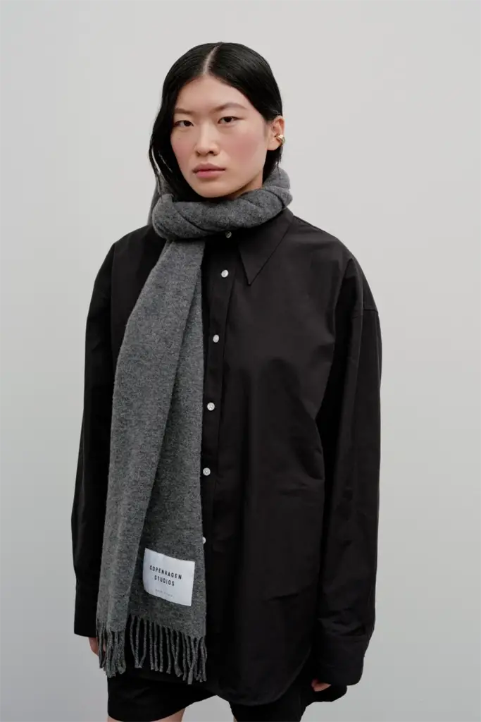 Studio Copenhagen CPH SHAWL 6 wool mix anthracite Begrenzte Freigabe