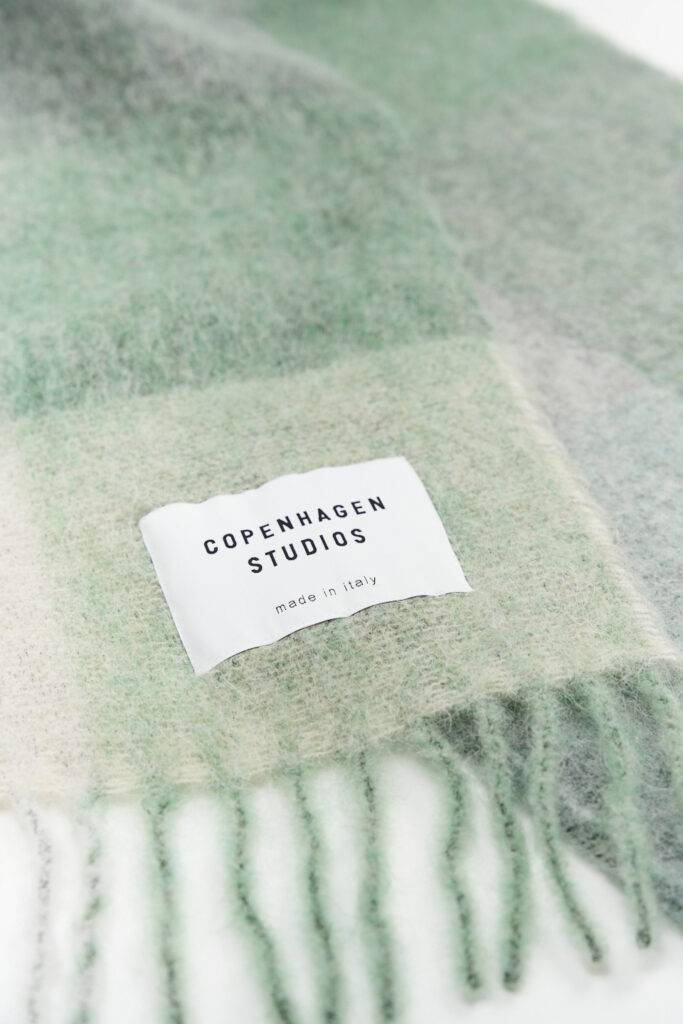 Studio Copenhagen CPH SHAWL 4 wool mix jade green Nur noch ein Tag übrig