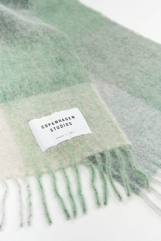 Studio Copenhagen CPH SHAWL 4 wool mix jade green Nur noch ein Tag übrig