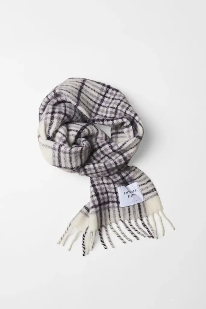Studio Copenhagen CPH SHAWL 10 wool mix purple Angebote