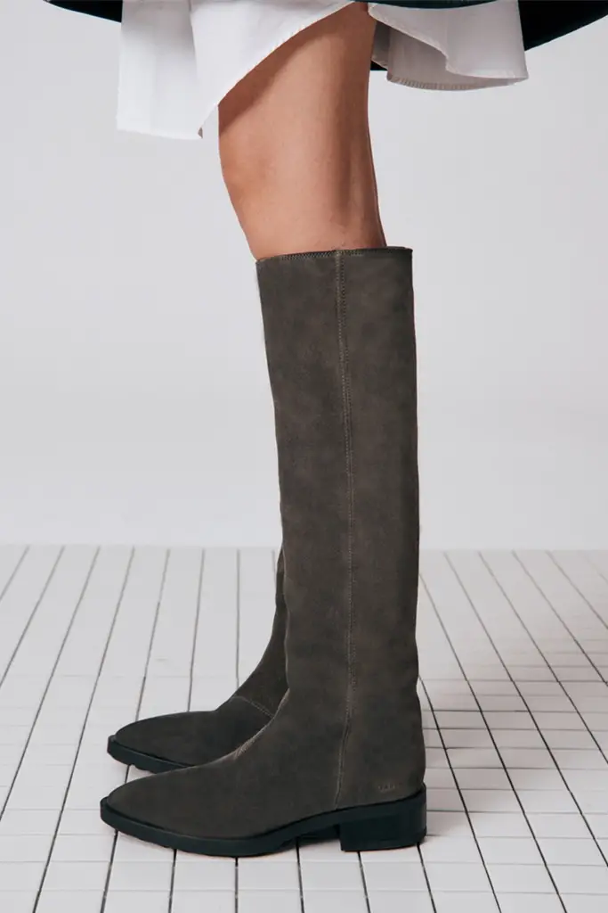 Studio Copenhagen CPH323 suede off black Großer Ausverkauf