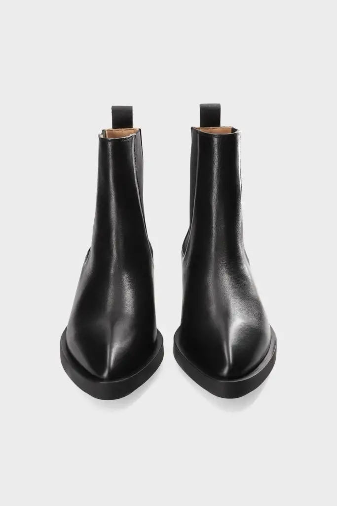 Studio Copenhagen CPH326 leather black Osterangebot