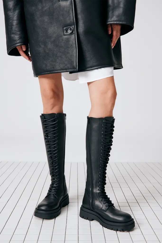 Studio Copenhagen CPH1008 leather black Zeitlich begrenztes Angebot