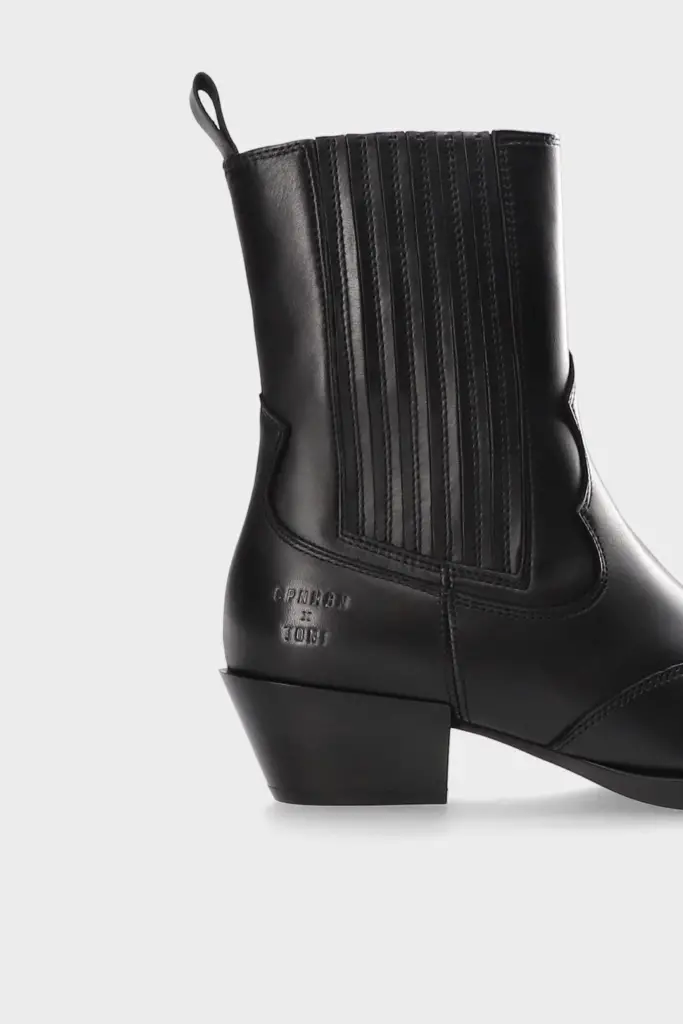 Studio Copenhagen CPH284 x Toni Garrn leather black Letzter Tag