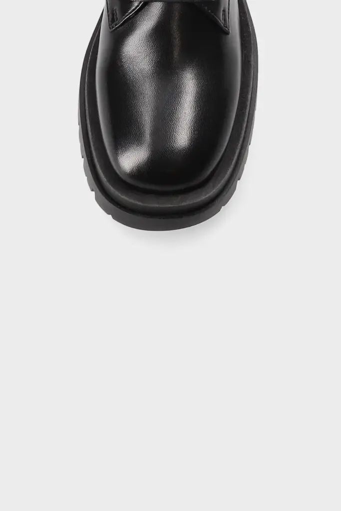 Studio Copenhagen CPH1010 brushed leather black Begrenzt auf 3 Tage